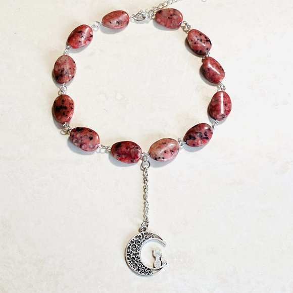 Natural Gemstone Pink Rhodonite Lariat Choker, Cat on the Moon Pendant - Picture 6 of 10
